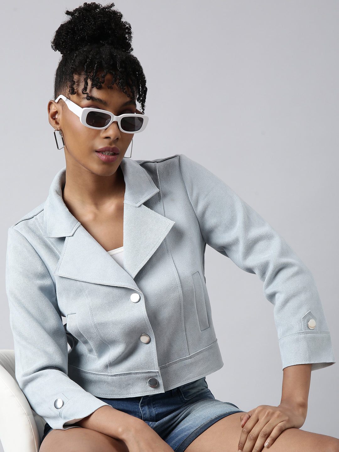 Women's Solid Blue Crop Tailored Jacket