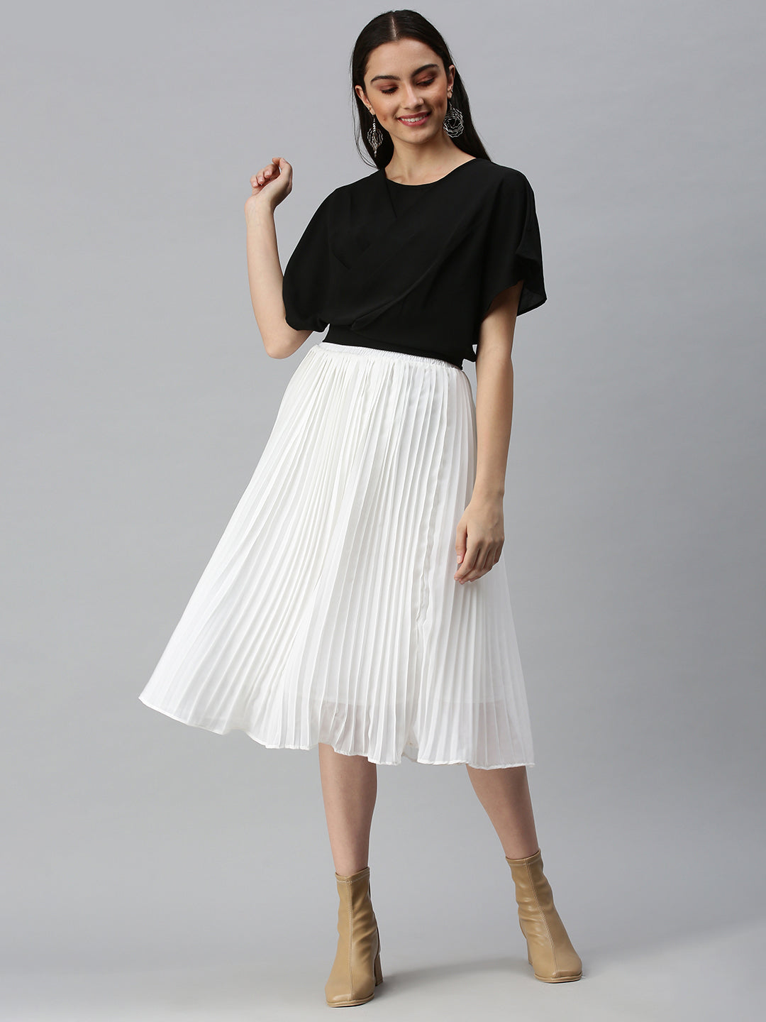 Women's Black Extended Sleeves Monochrome Chiffon Top