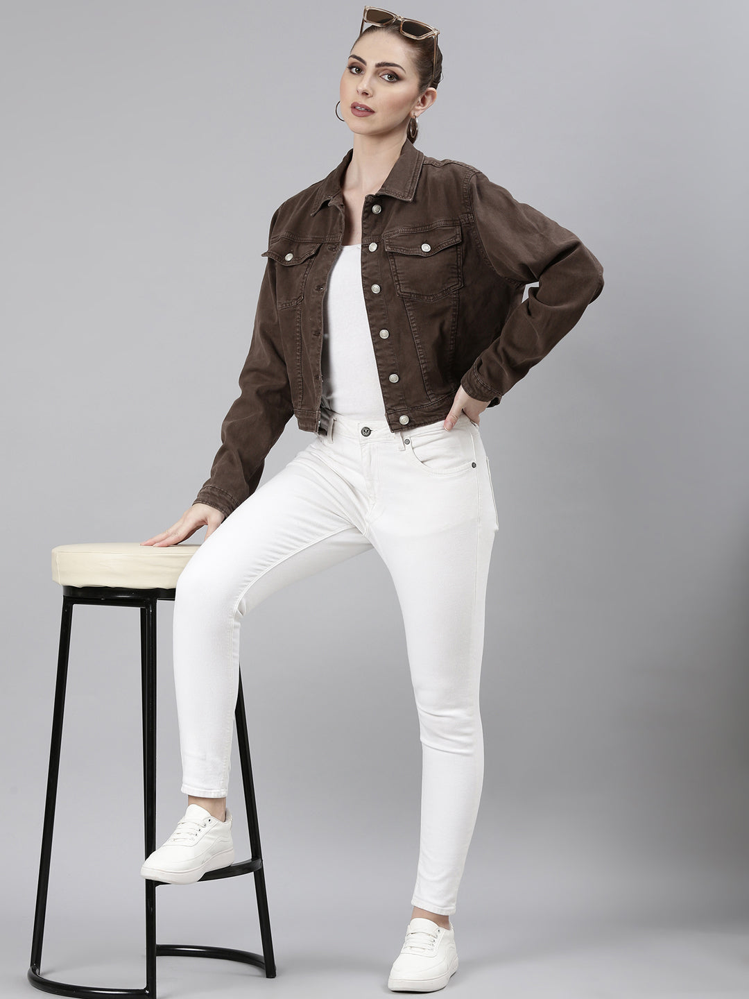 Women's Brown Spread Collar Crop Denim Jacket