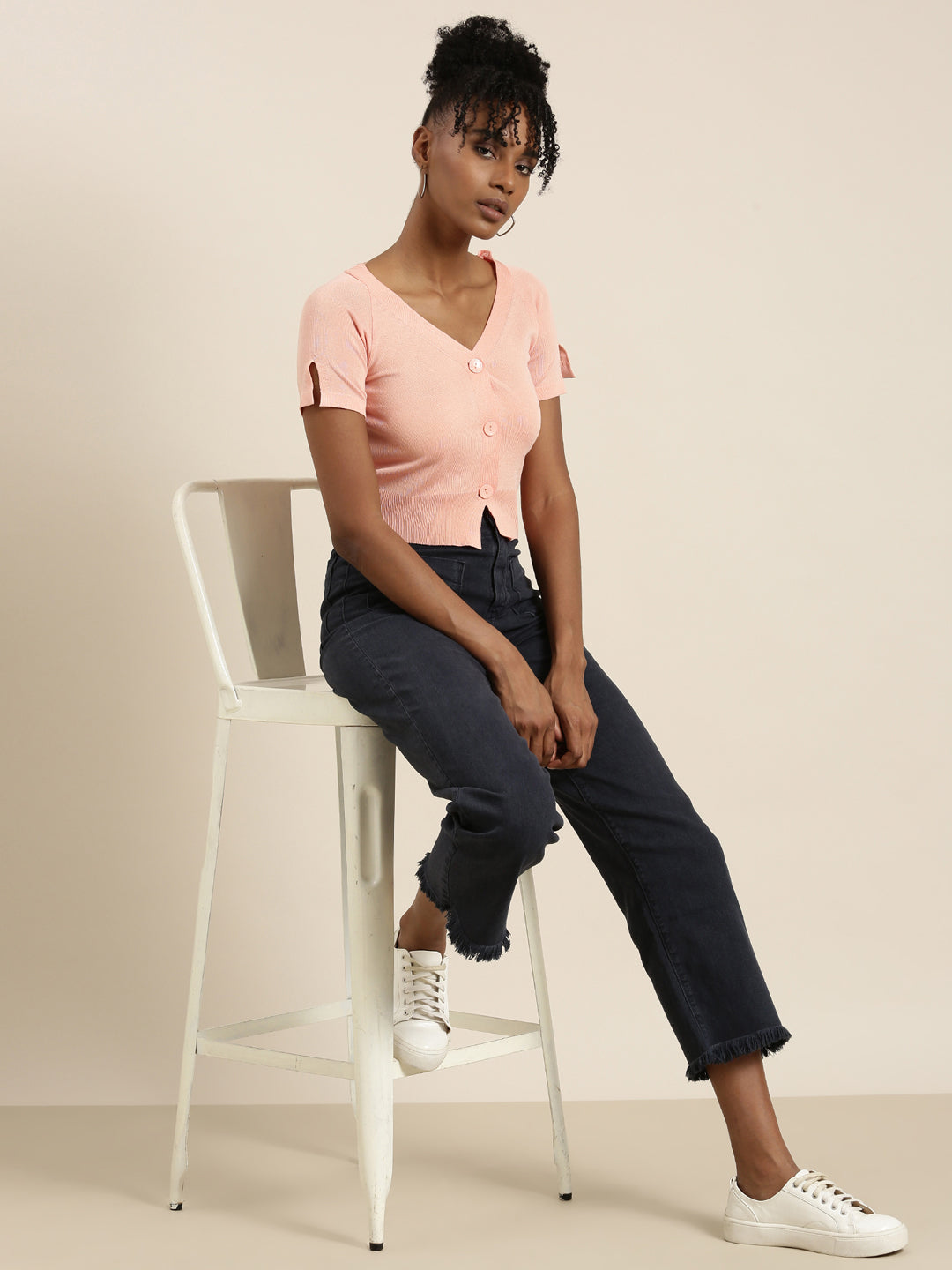 Women's Peach V-Neck Ribbed Crop Top