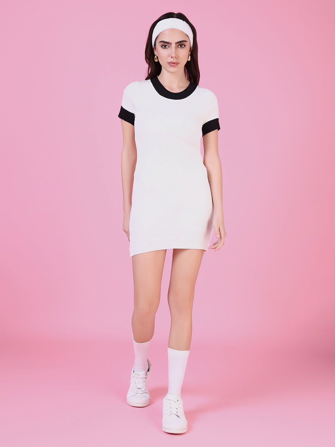 Women's White Solid Bodycon Dress