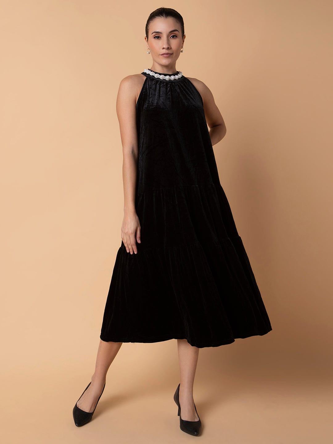 Women's Black Sleeveless A-Line Midi Dress