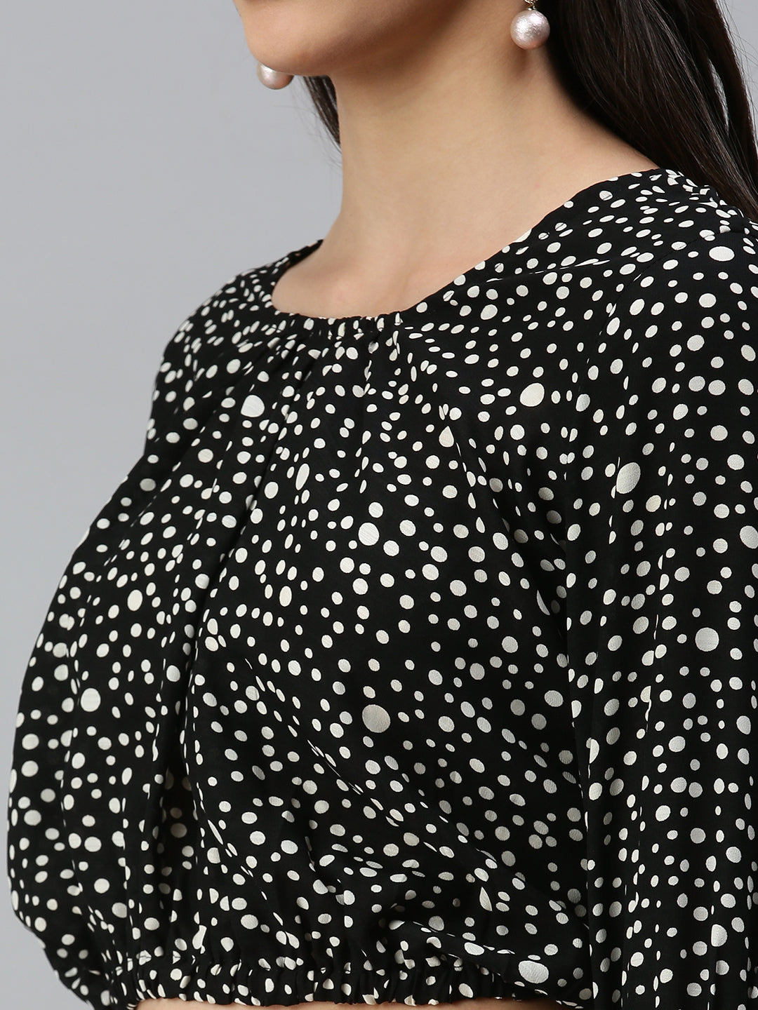 Women's Black Geometric Print Georgette Blouson Crop Top