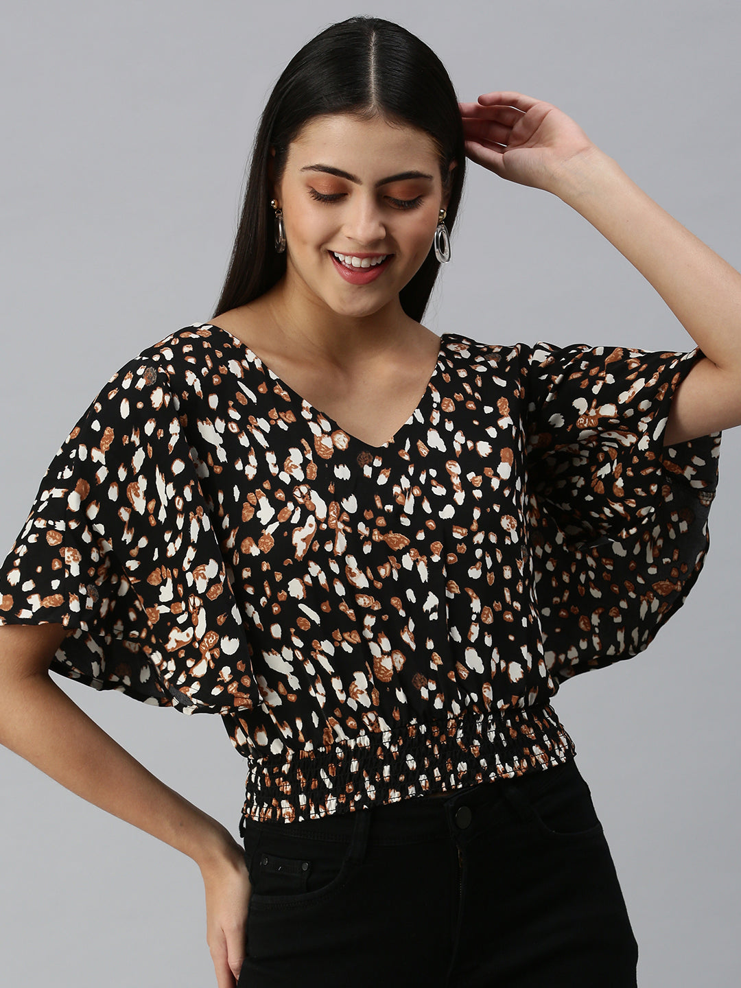 Women's Black Animal Print V-Neck Flared Sleeves Printed Top