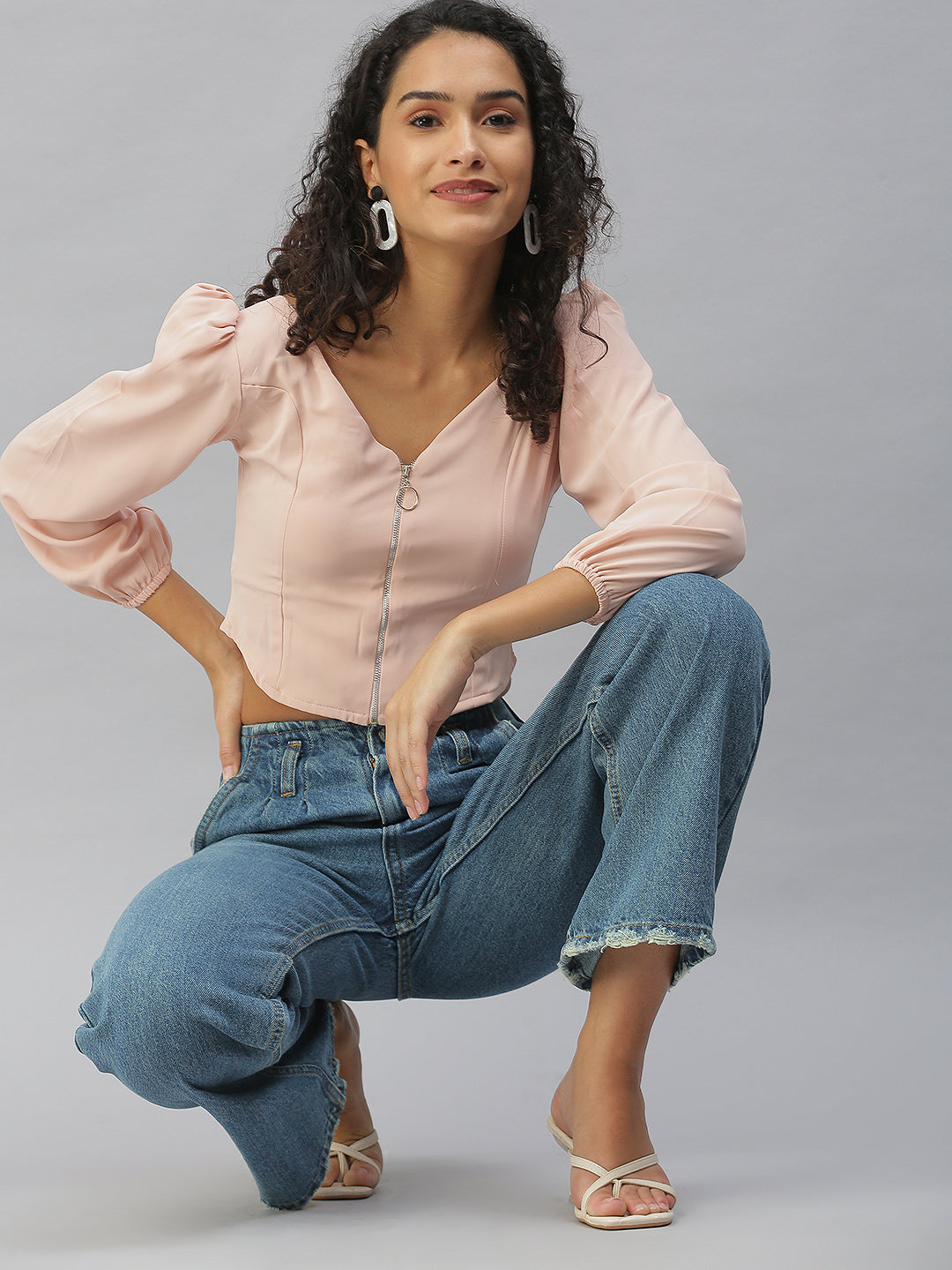 Women's Peach V-Neck Crepe Crop Top