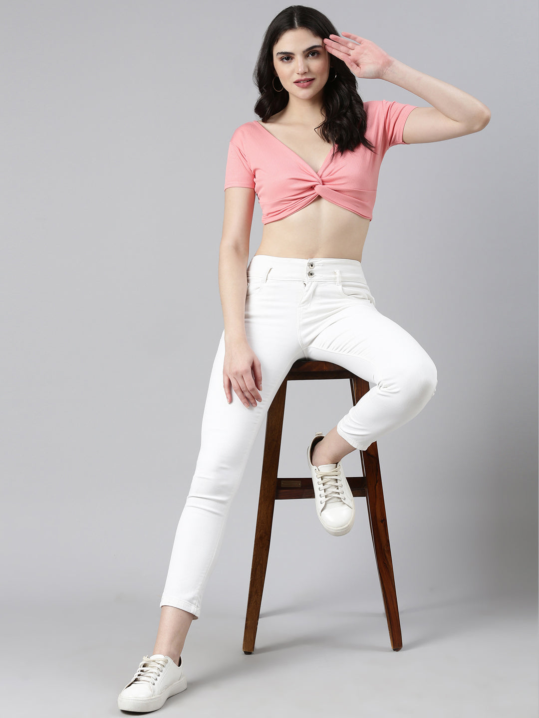 Women's Coral V-Neck Twisted Crop Top