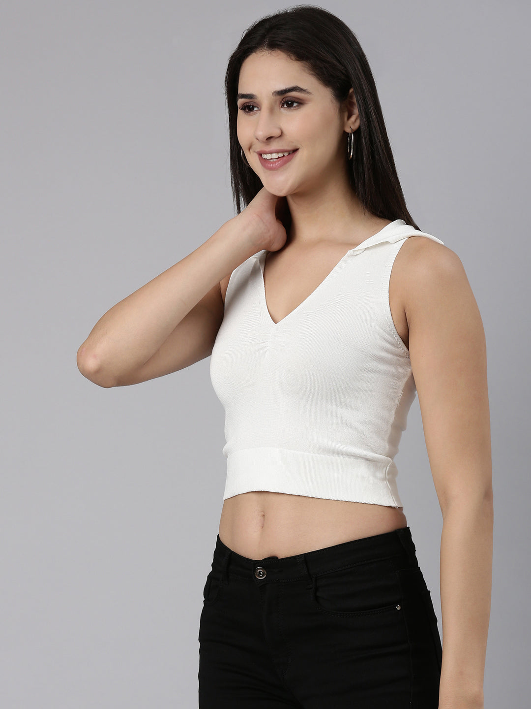 Women's Above the Keyboard Collar Solid White Fitted Crop Top