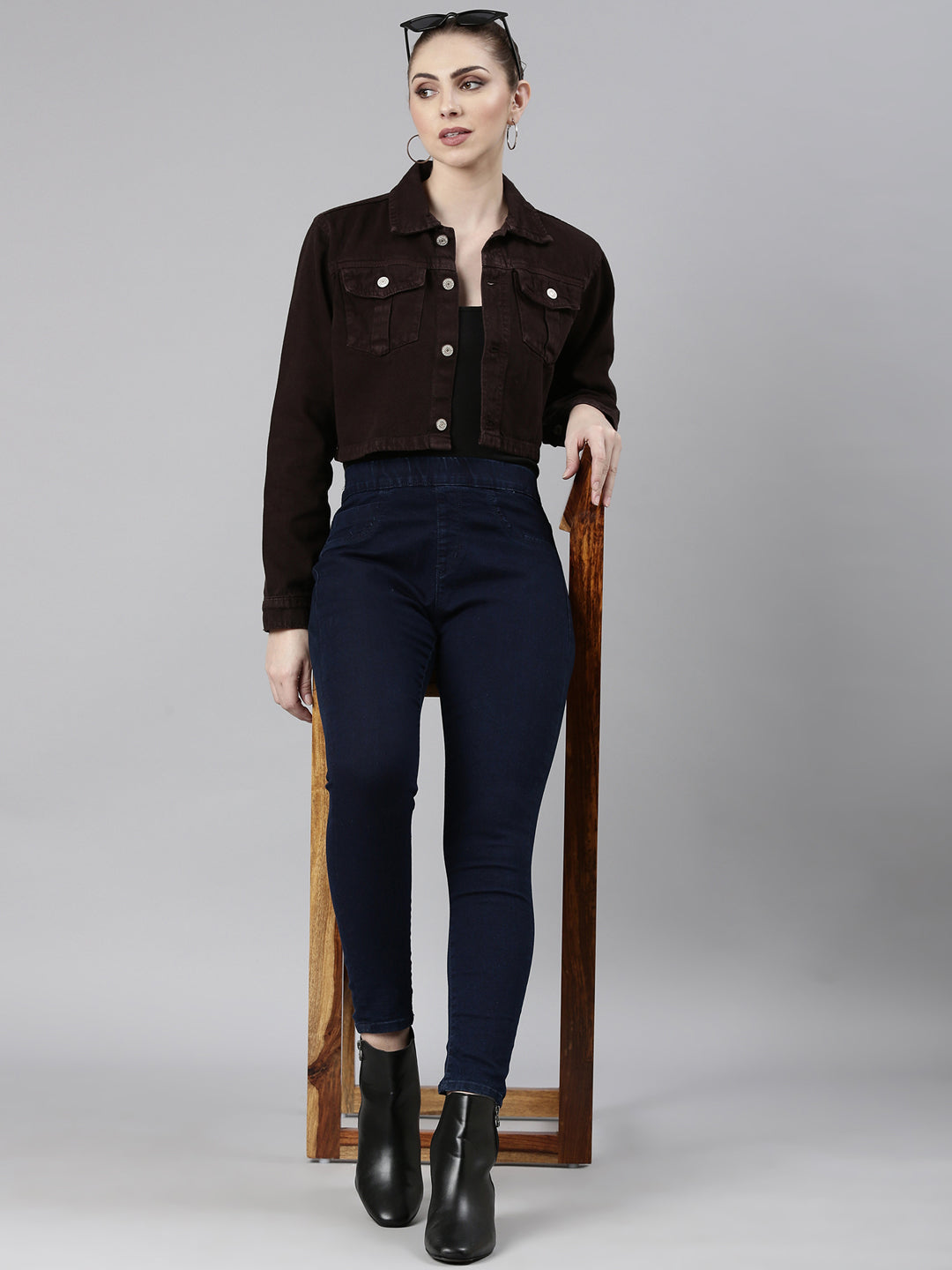 Women's Brown Spread Collar Long Sleeve Crop Denim Jacket