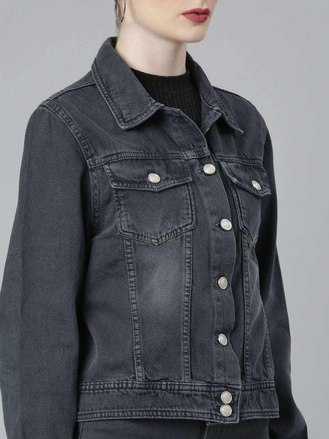 Women's Grey Spread Collar Crop Denim Jacket
