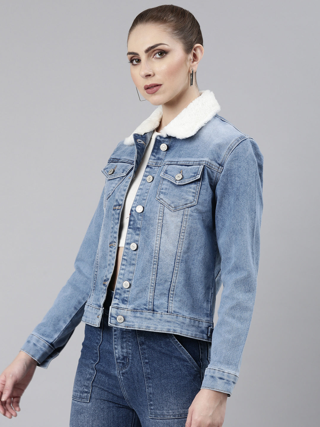 Women's Blue Spread Collar Crop Denim Jacket