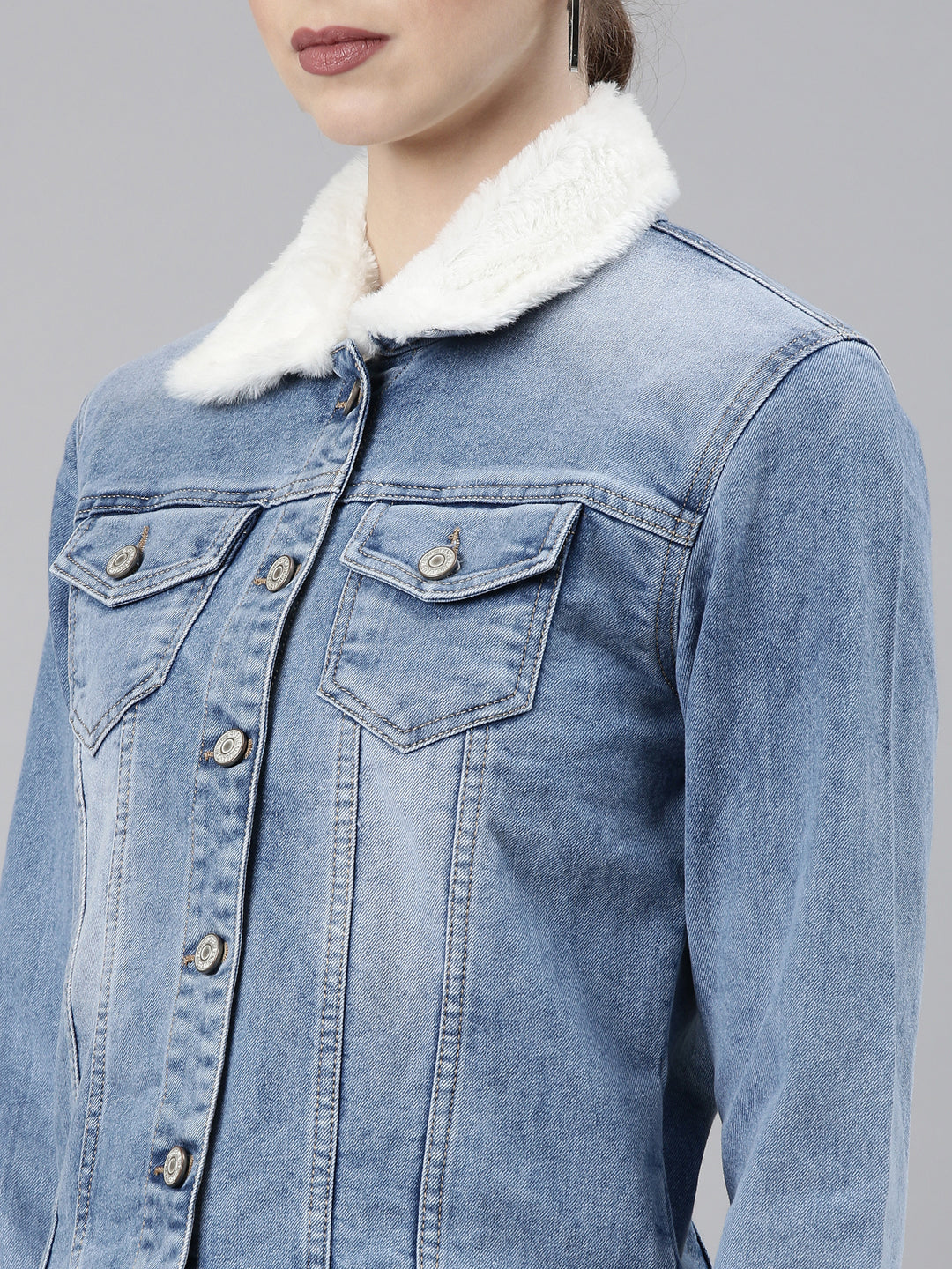 Women's Blue Spread Collar Crop Denim Jacket